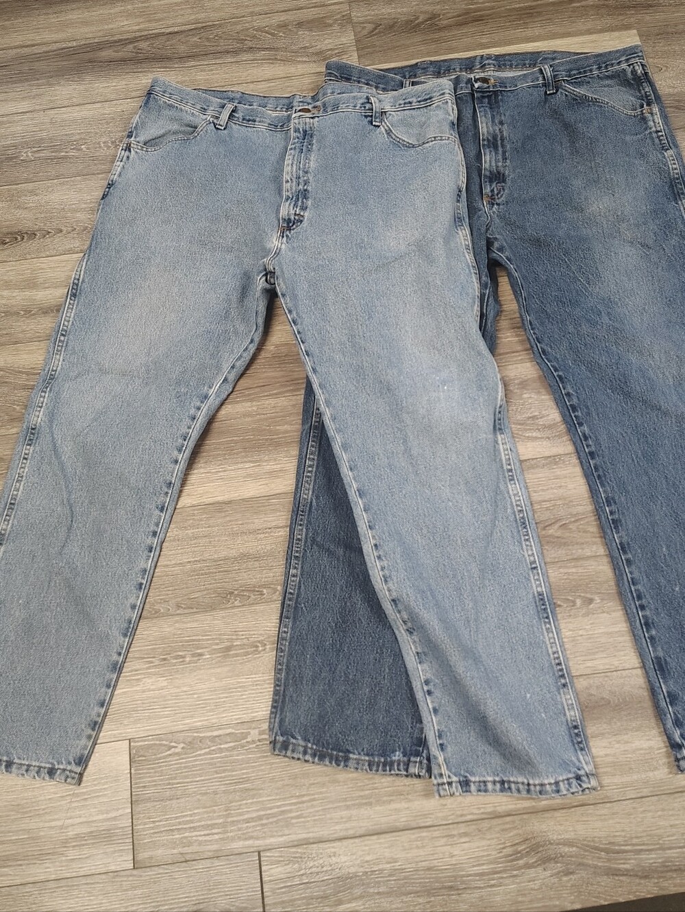 2 Pairs Rustler Men's Straight Jeans in Light and Medium Blue 42X32